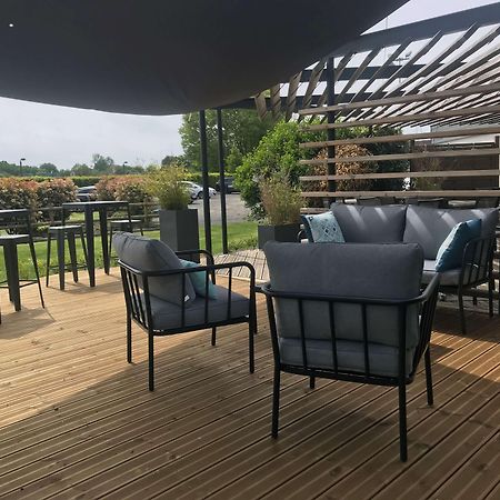 Hotel Campanile Le Mans - Arnage Zewnętrze zdjęcie