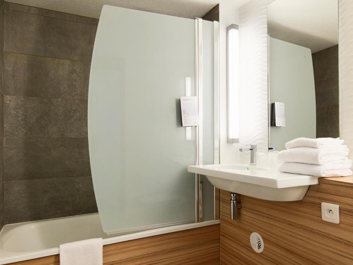 Hotel Campanile Le Mans - Arnage Zewnętrze zdjęcie